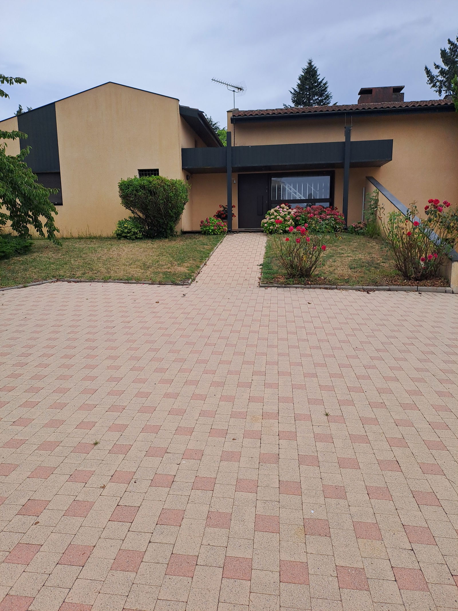 Gastgezin Léognan 408141