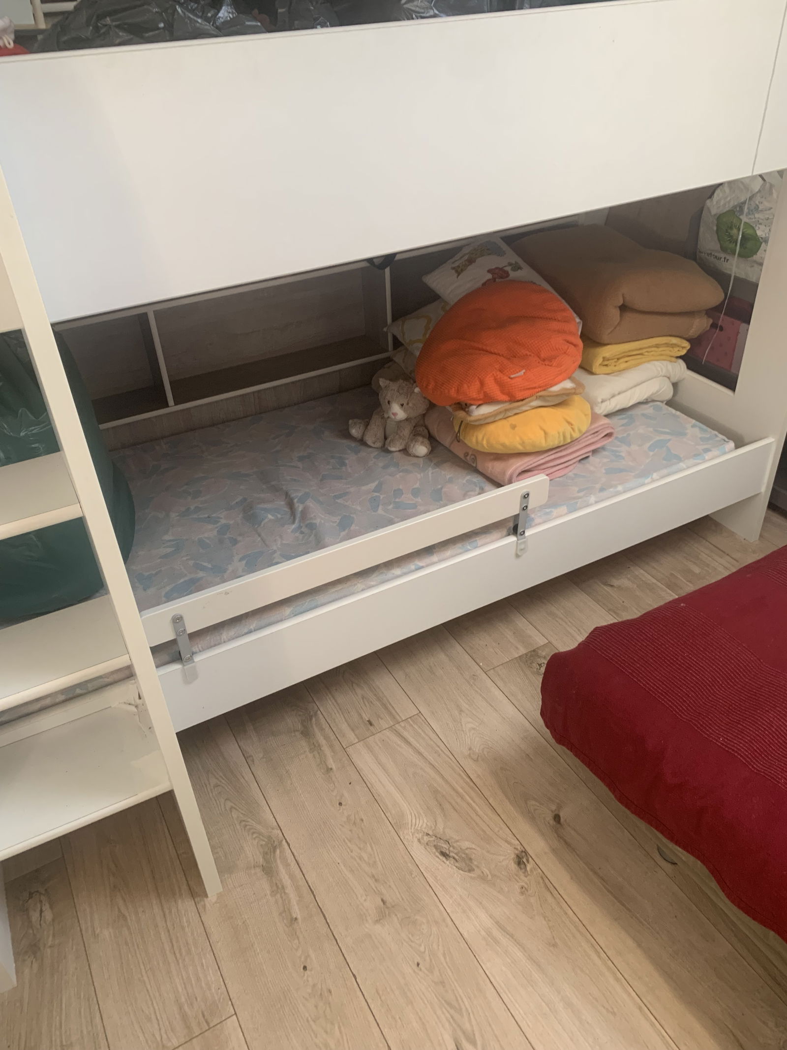 Gastgezin Stains 399838