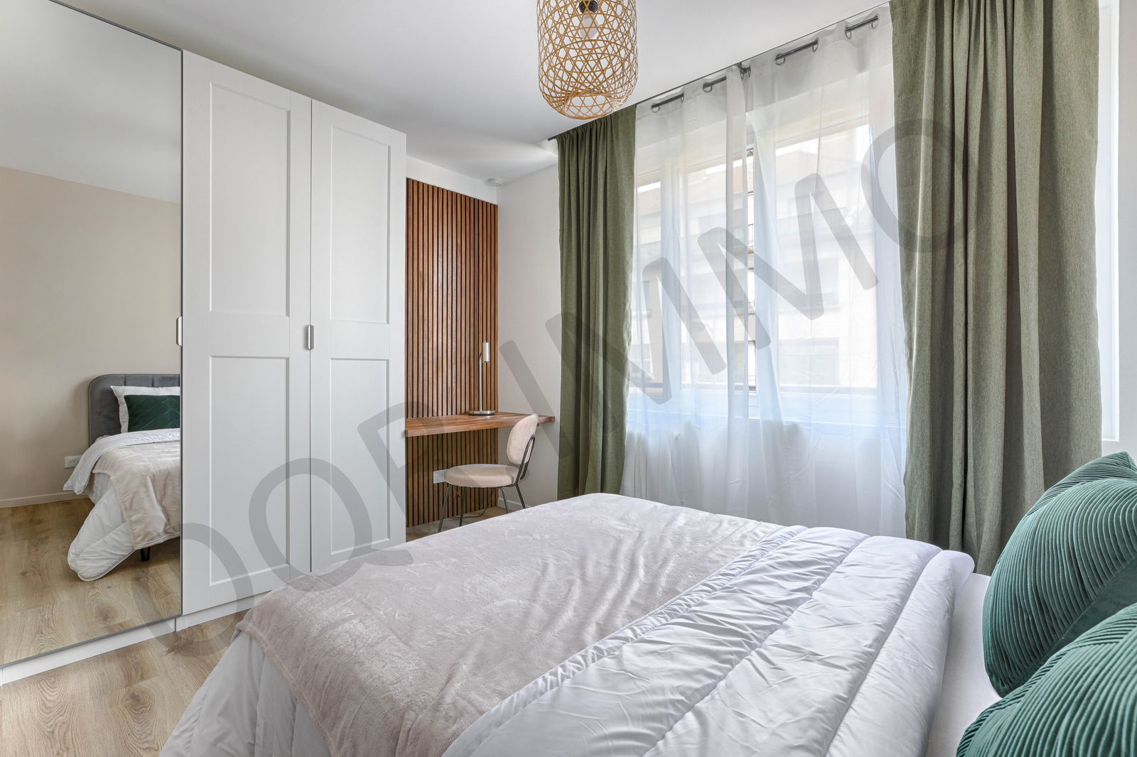 Colocatie Creil 260024