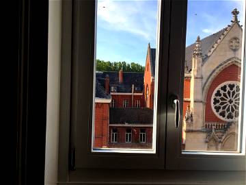 Roomlala | Katholische Universität Lille - Vauban Studentischer Mitbewohner