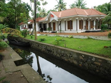 Roomlala | Kerala Back Water Homestay A Kumarakom