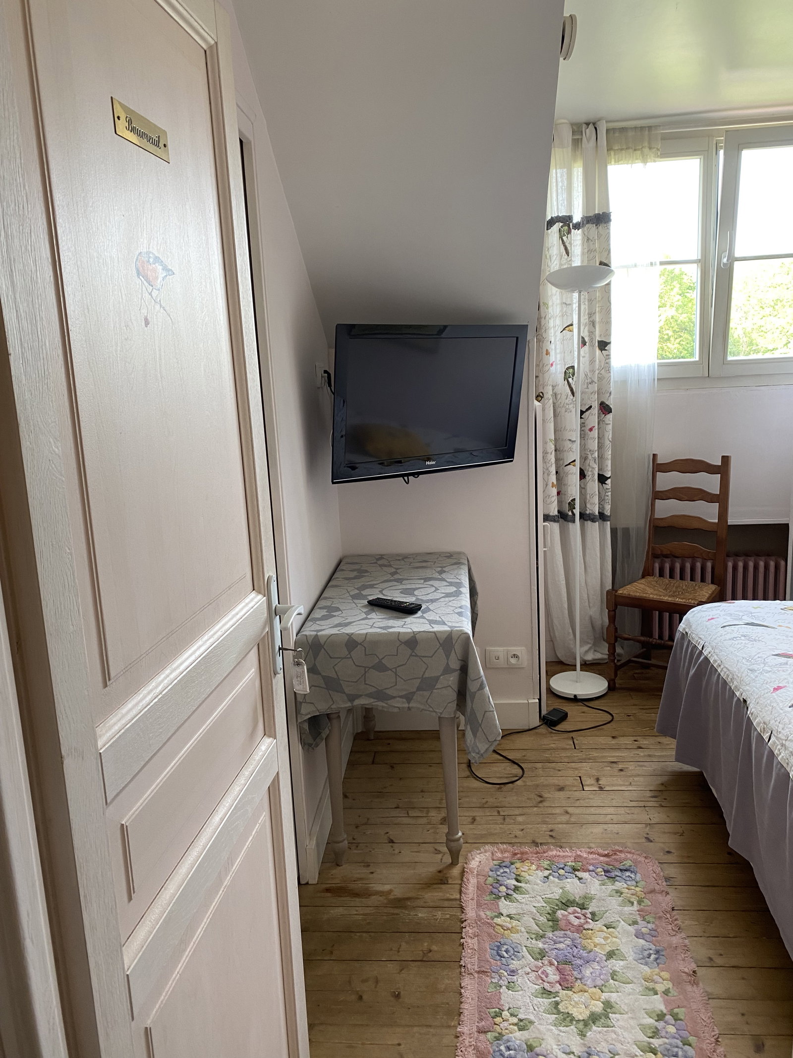 Wohngemeinschaft Magny-les-Hameaux 666704