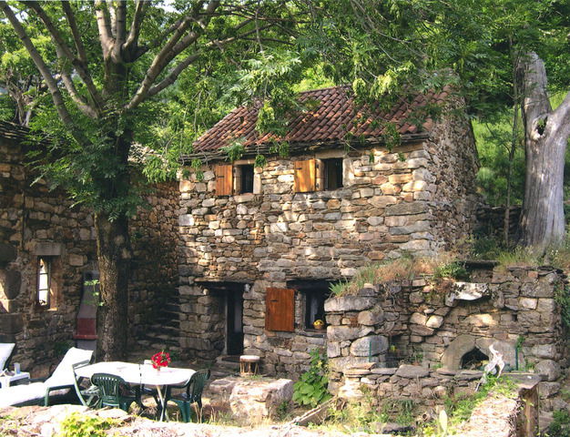 Oberoende Studio Dompnac 19429