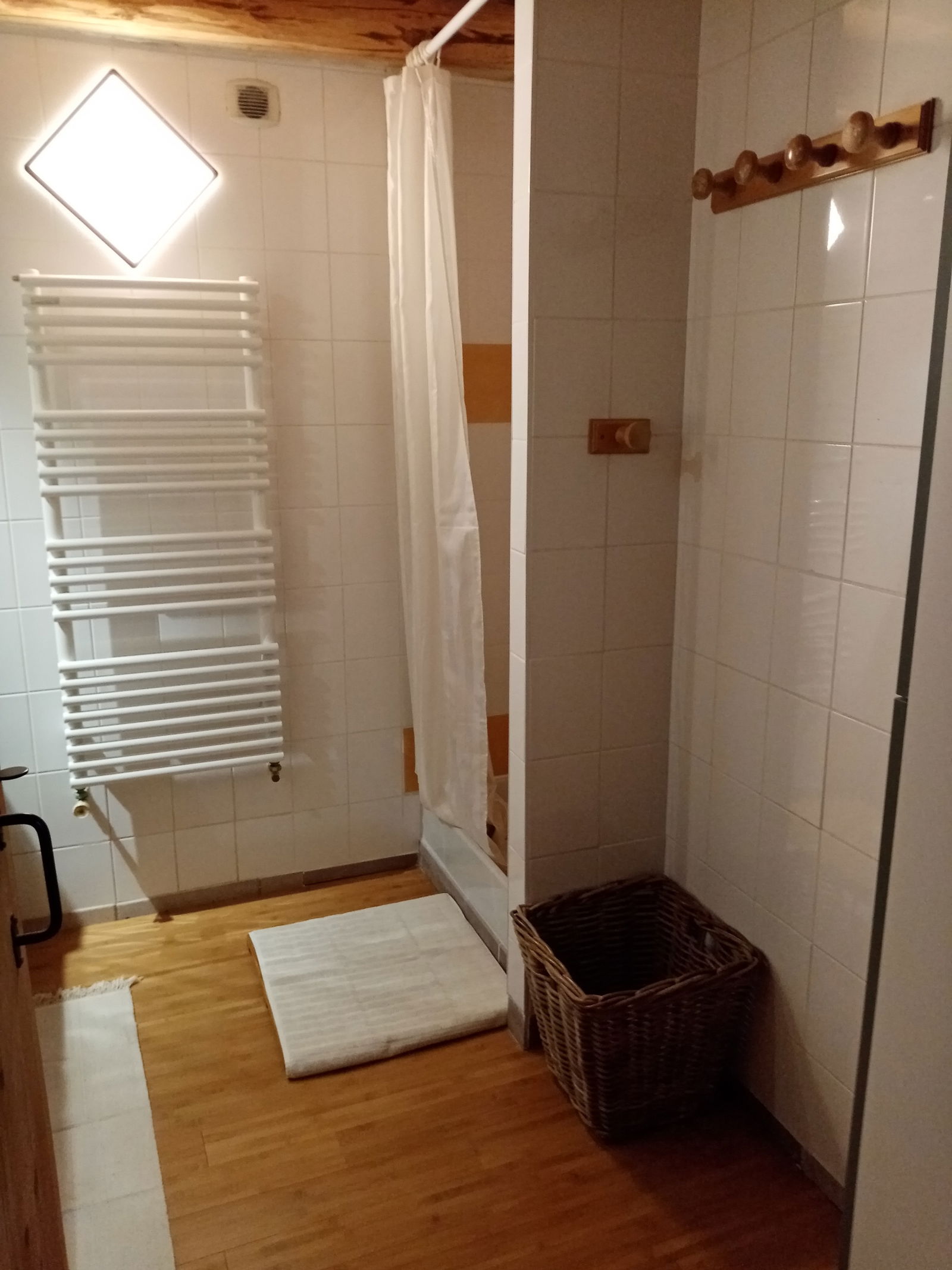 Ganzes Haus Marat 660304