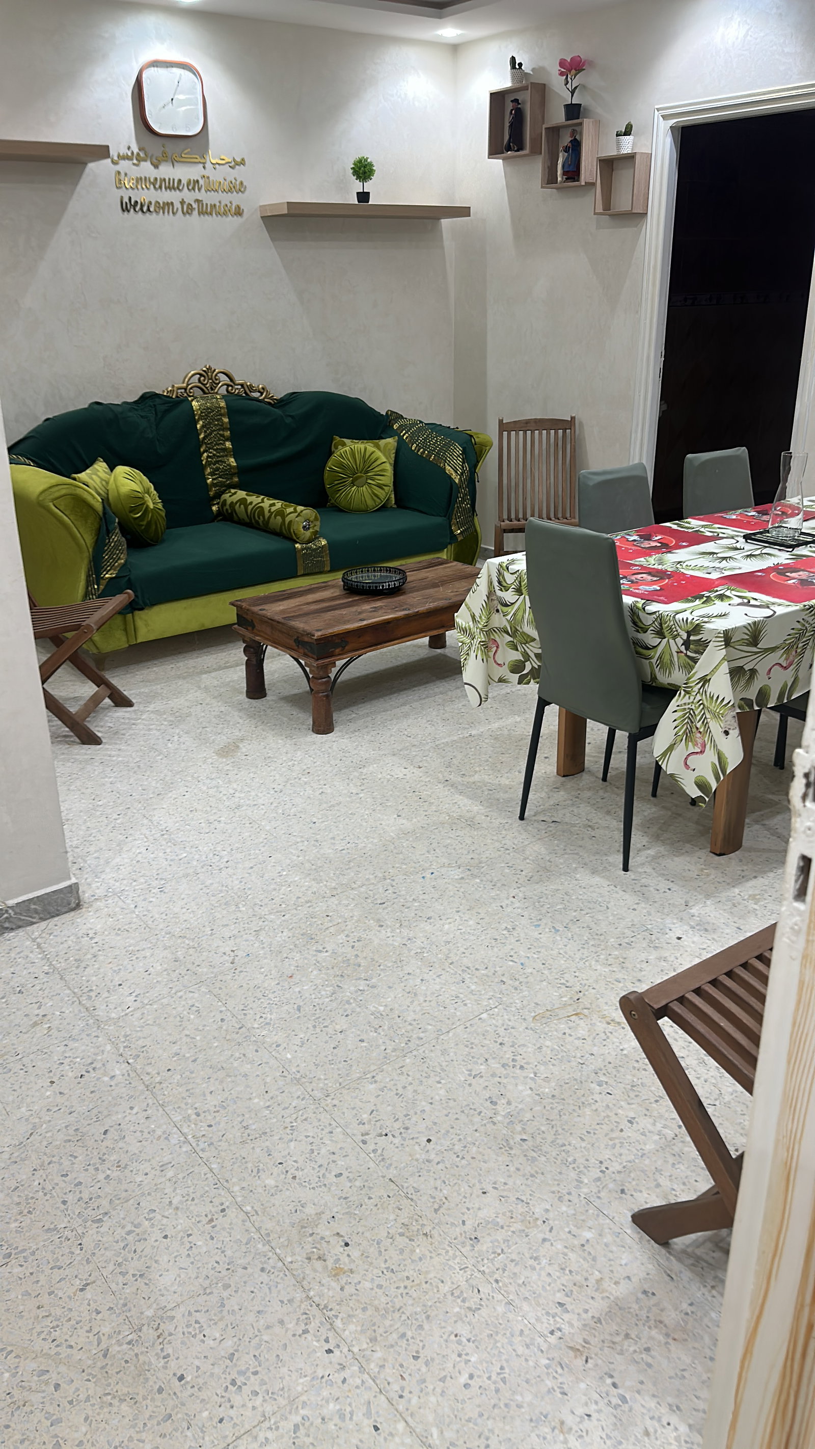 Ganz Haus Sayada 630556