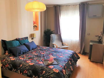 Roomlala | Komfortowy Habitacion Doble En encantador Chalet en urbani