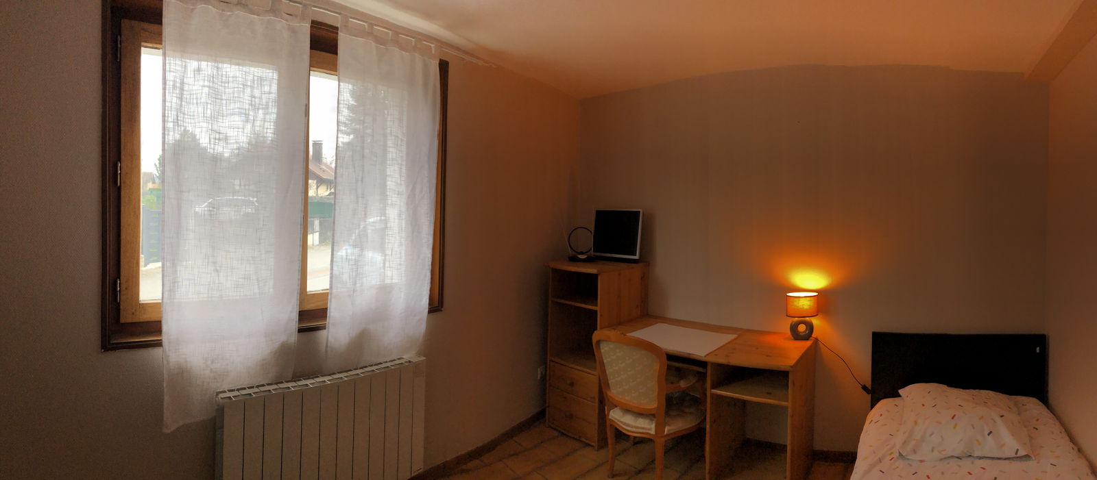 Kolokacja Saint-Julien-en-Genevois 658225