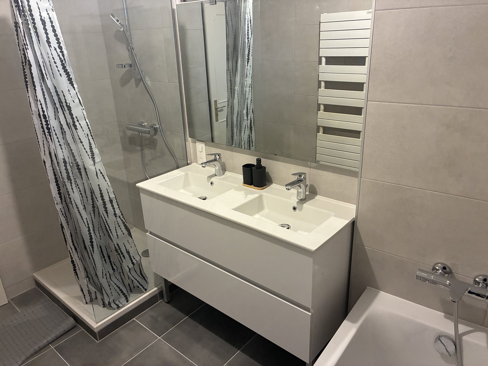 Colocation Savigny 660551