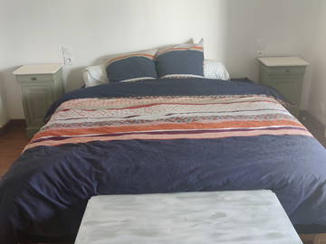 Roomlala | Koninklike slaapkamer op die platteland