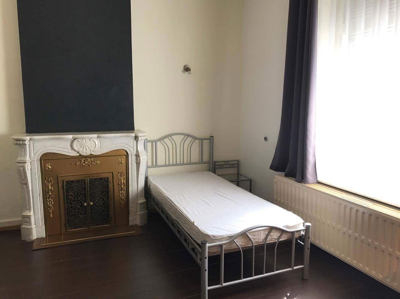 Colocación Charleroi 114133