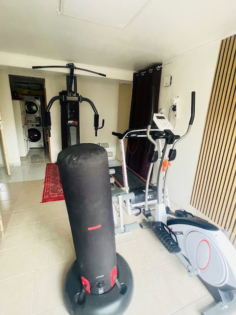 Onofhängeg Studio Rosny-sur-Seine 407337