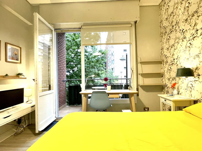 Quedarse En Casa Bilbo 202914-5