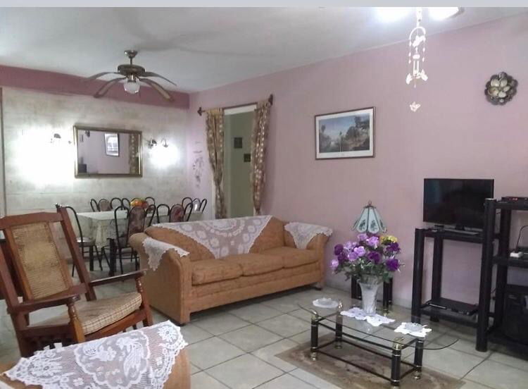 Famiglia La Habana 232235