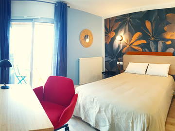 Roomlala | L'Entreprotes 4/4, magnifique chambre coliving aux Herbiers