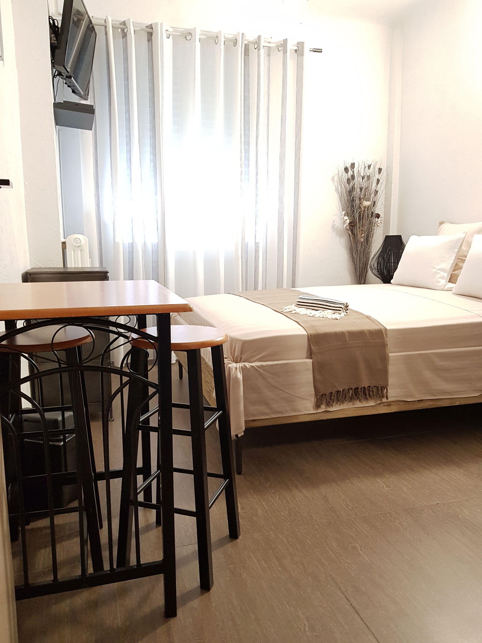 Quedarse En Casa Nice 190925