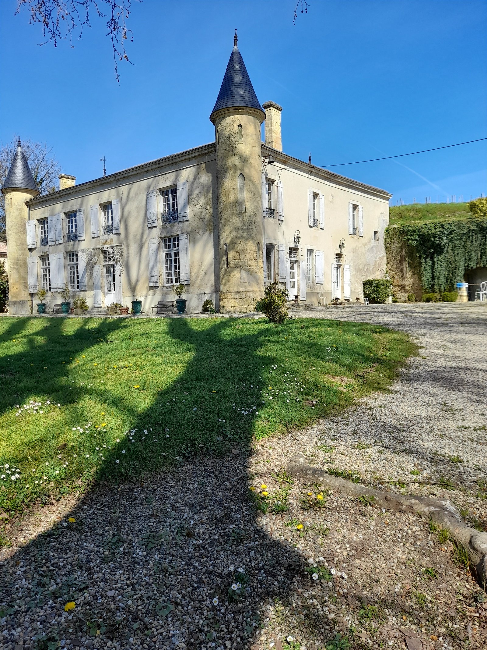 Quedarse En Casa Le Tourne 256573