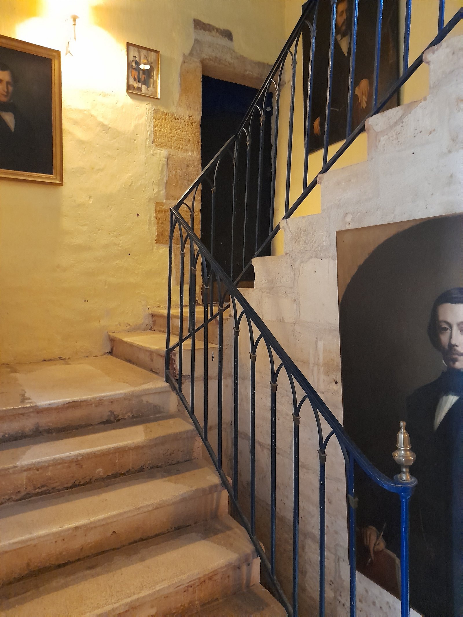 Quedarse En Casa Le Tourne 256573