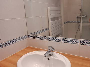 Unterkunft beim Gastgeber zur Miete in Luisant - Foto 4: Badezimmer-4