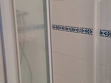 Unterkunft beim Gastgeber zur Miete in Luisant - Foto 5: Badezimmer-5
