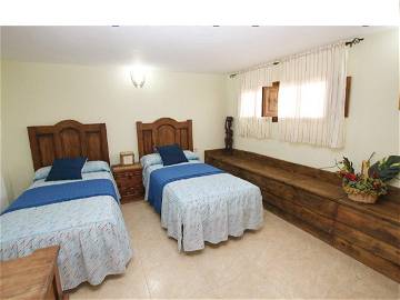 Room For Rent Calañas 257029