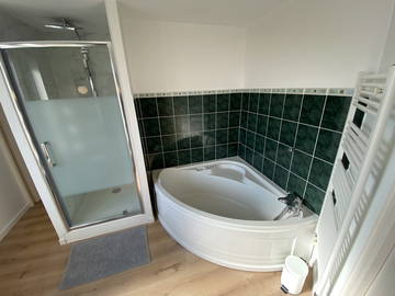 Shared Accommodation Croix 245484-5