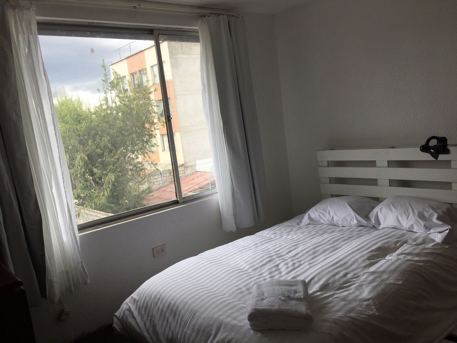 Homestay Quito 220128