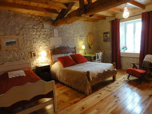 Habitaciones De Huéspedes Nanteuil-Auriac-de-Bourzac 66948-5