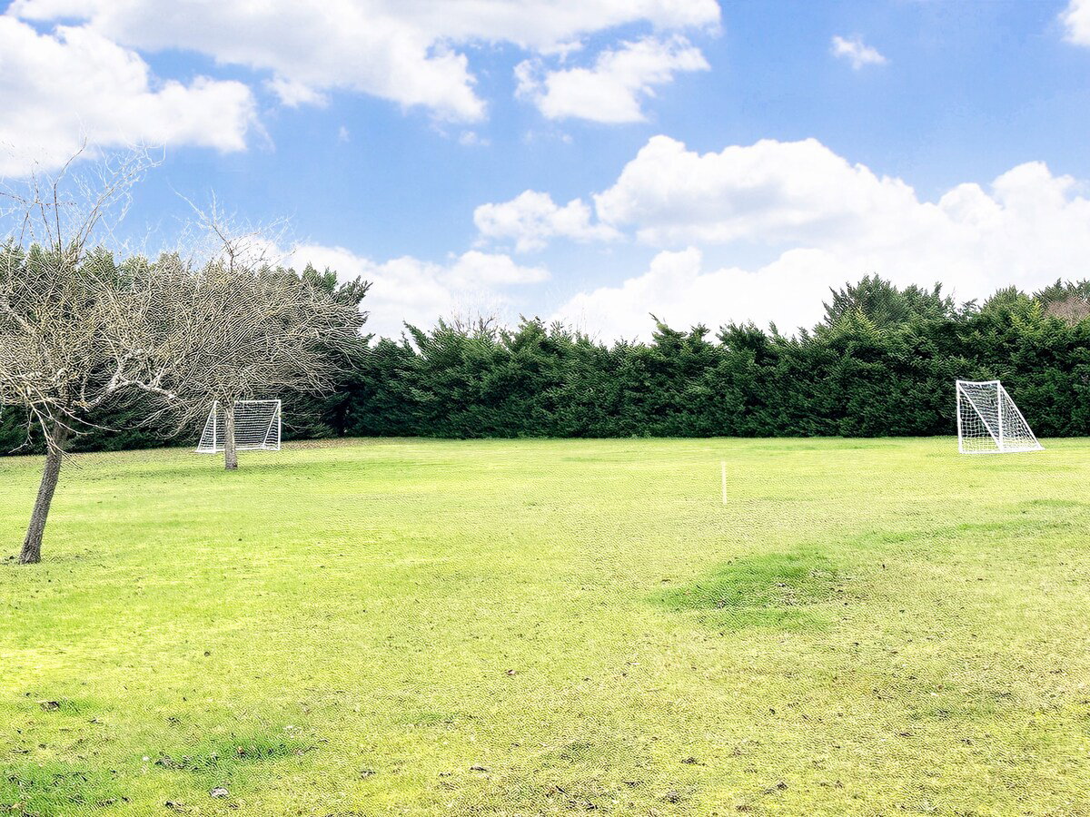 Hele Huis Le Plessis-Hébert 662356