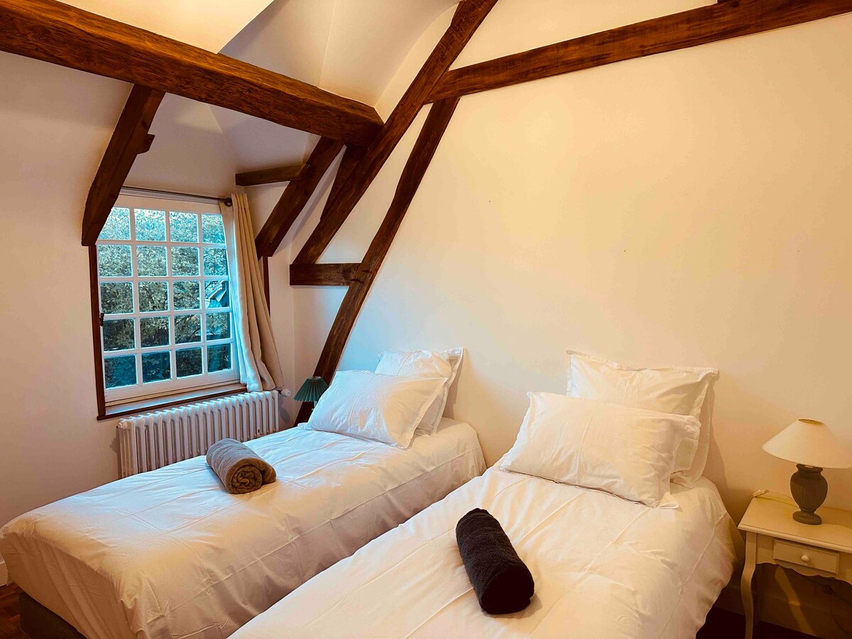 Hela Huset Le Plessis-Hébert 662356