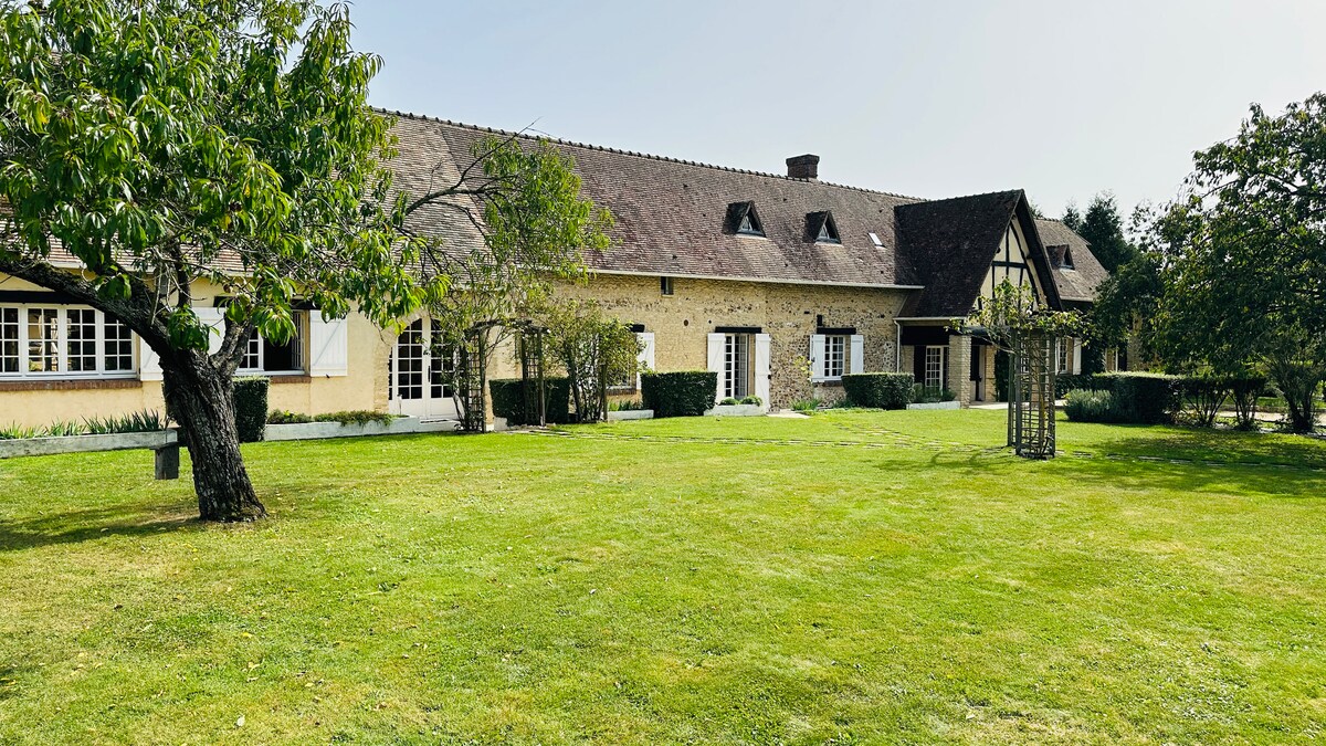 Cały Dom Le Plessis-Hébert 662356