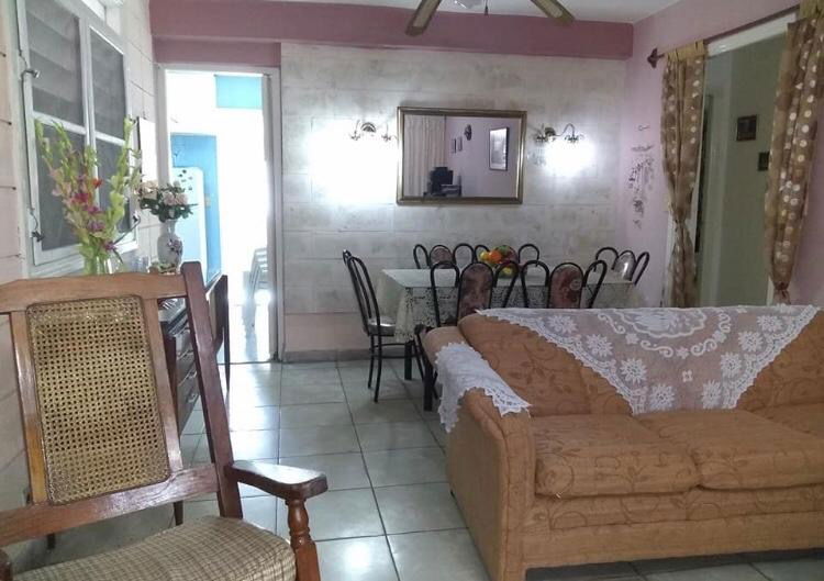 Quedarse En Casa La Habana 232235