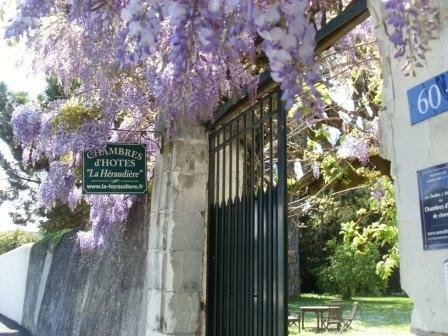 Gastenkamers Tours 63128