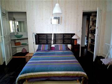 Roomlala | La Maison Jaune-cama Y Desayuno En Redon