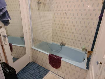 Chambre chez l'habitant à louer à Fontiès-D'aude - photo 6 : salle de bain-6