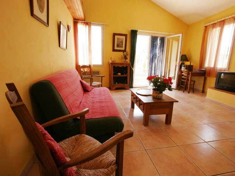 Homestay Saint-Jean-de-Barrou 159750-1