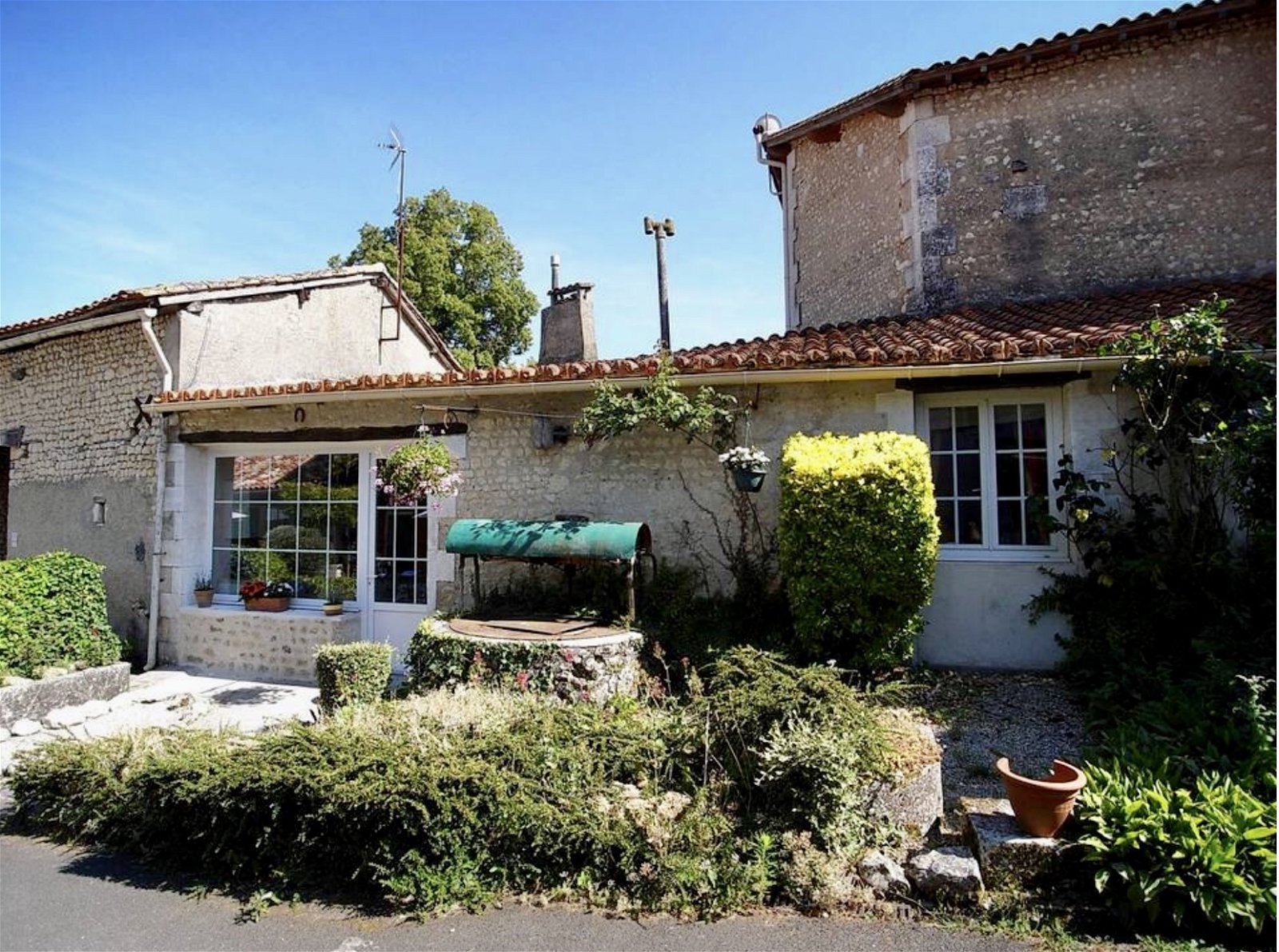 Studio Indépendant Aignes-et-Puypéroux 246162