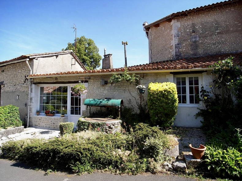 Ganzes Haus Aignes-et-Puypéroux 246162-1