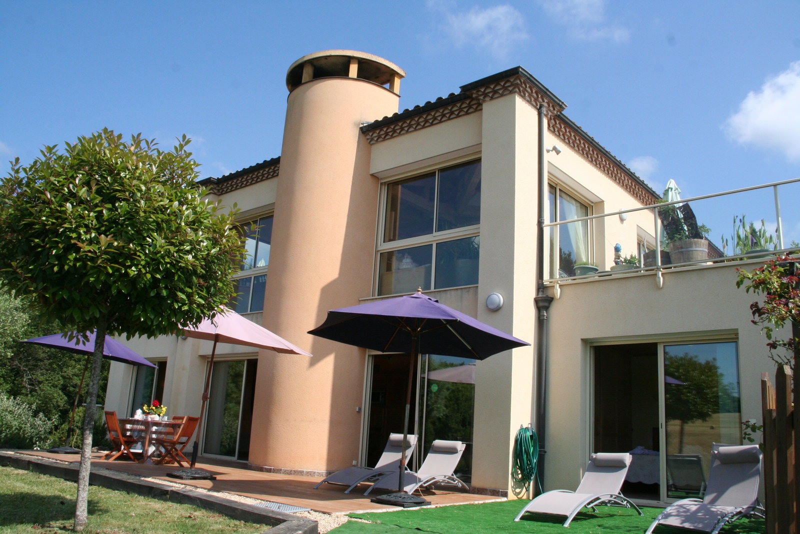 Logement Entier Simeyrols 64328