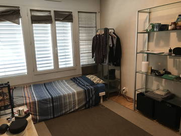 Roomlala | Ładna sypialnia + łazienka z prysznicem i toaletą z możliwością użytkowania