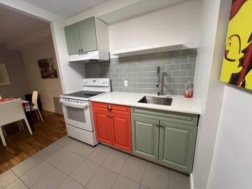 Roomlala | Ładny kawaler z 1 zamkniętą sypialnią