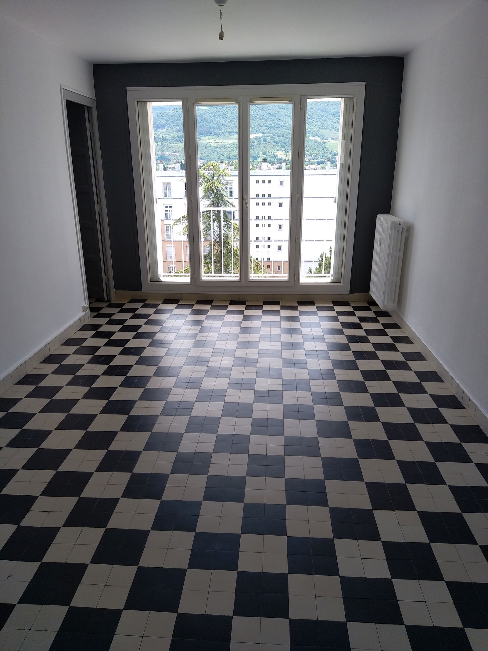 Hemvistelse Privas 385912