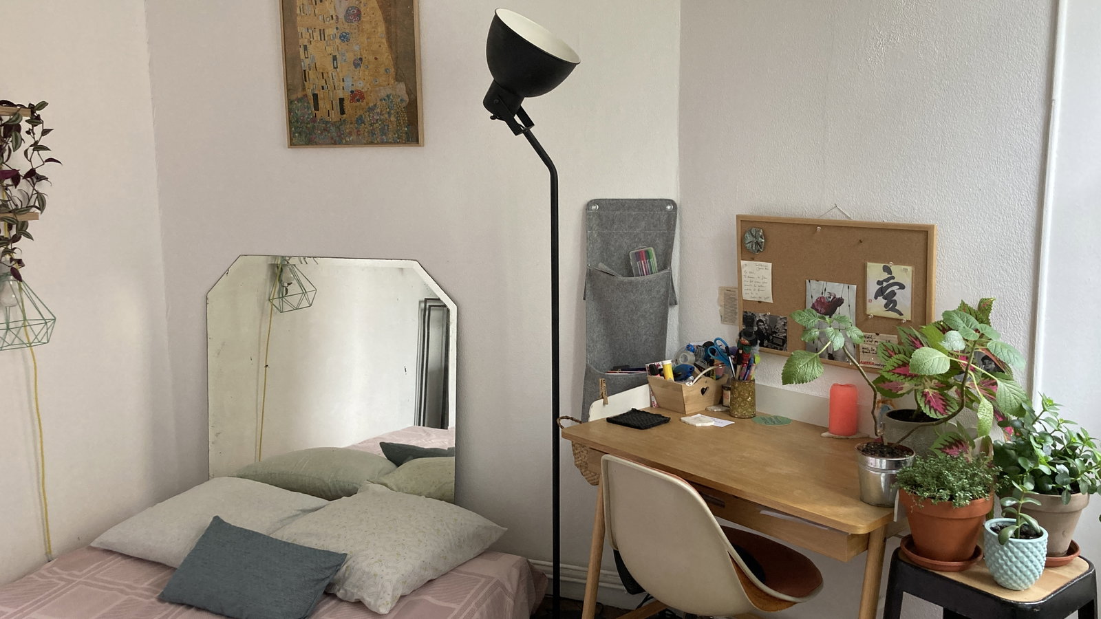 Homestay Paris 667020