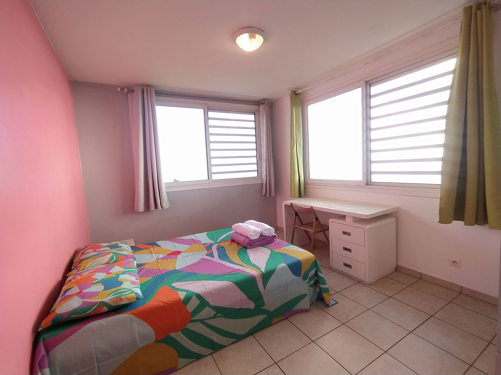 Oberoende Studio Puna'auia 250212