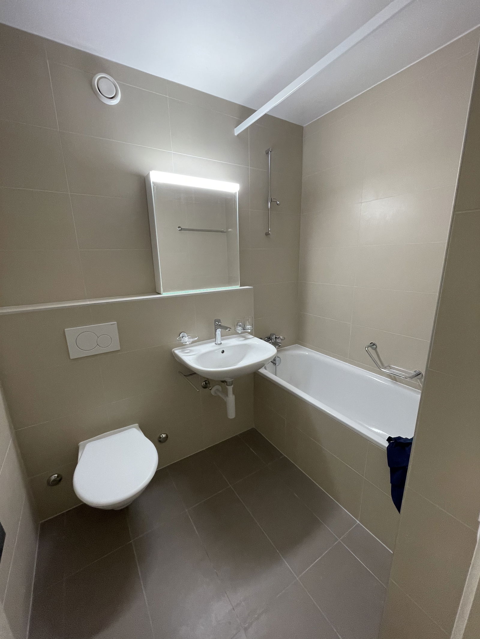 Oberoende Studio Nyon 253392