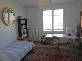 Large 16m2 Furnished Room, In Pavilion, 12 Min From RER