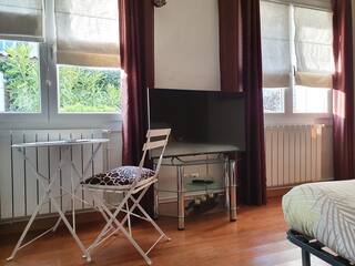 Homestay Écully 88695