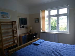 Large bright quiet double room