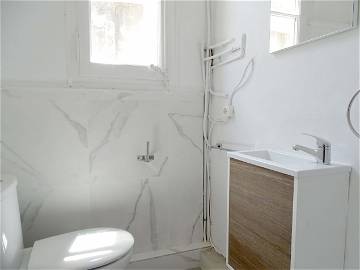 Homestay Barcelona 225436-8