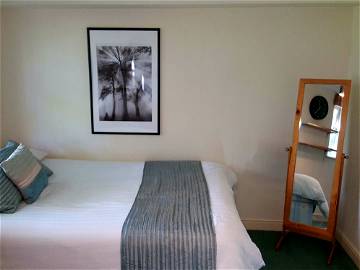 Roomlala | Large Double Room In Tooting, Bills Inc.
