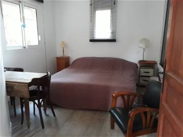 Roomlala | Large Furnished Room 2 Pas Mer Et Calanques